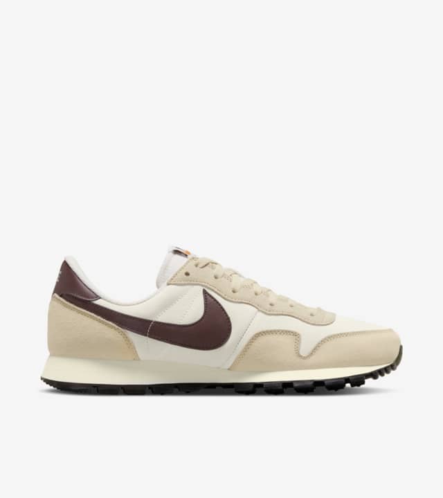salmon nike blazers